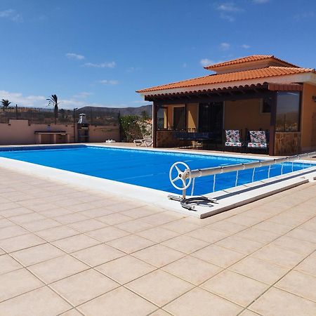Villa Casa Del Sol 3 Bedroom Villa With Private Solar Covered 12M X 6M Pool Minimum Stay 7 Nights Chromecast And Wifi Throughout The Property Triquivijate Екстер'єр фото