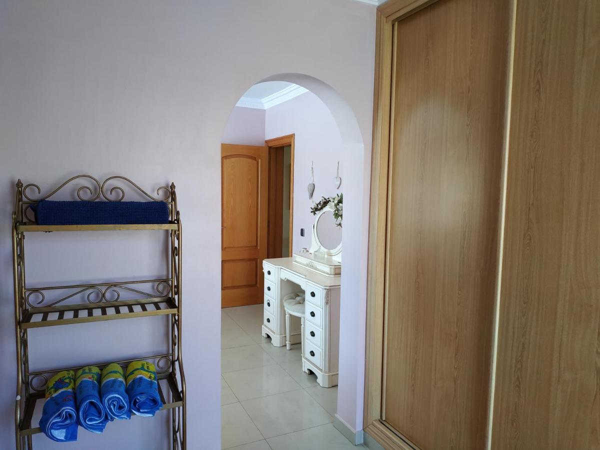 Villa Casa Del Sol 3 Bedroom Villa With Private Solar Covered 12M X 6M Pool Minimum Stay 7 Nights Chromecast And Wifi Throughout The Property Triquivijate Екстер'єр фото
