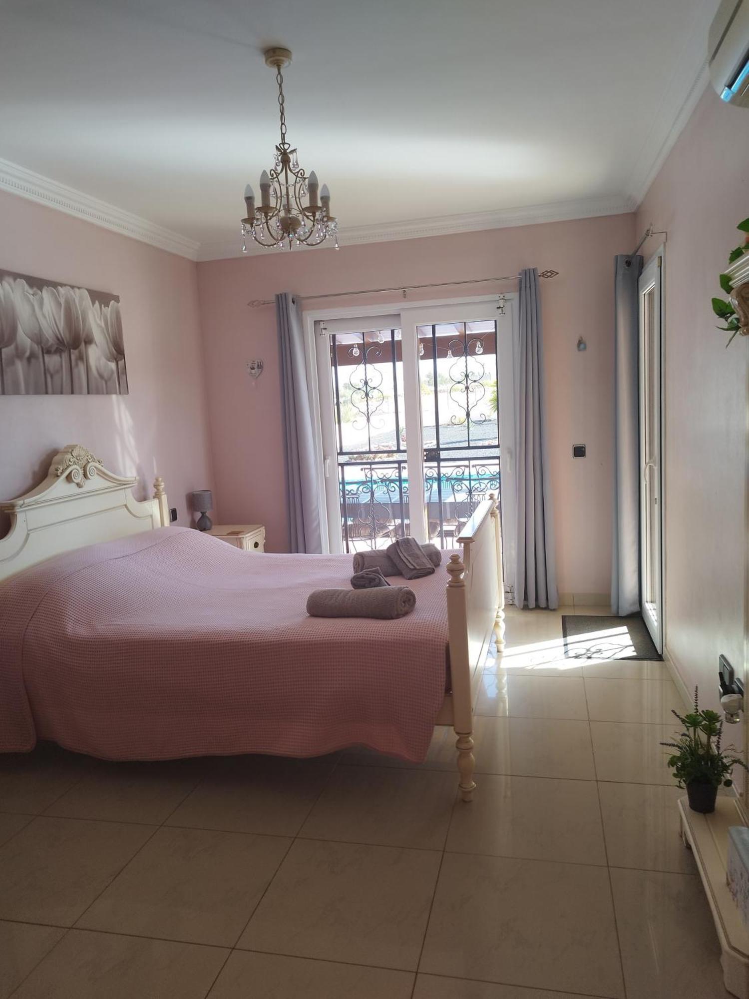 Villa Casa Del Sol 3 Bedroom Villa With Private Solar Covered 12M X 6M Pool Minimum Stay 7 Nights Chromecast And Wifi Throughout The Property Triquivijate Екстер'єр фото