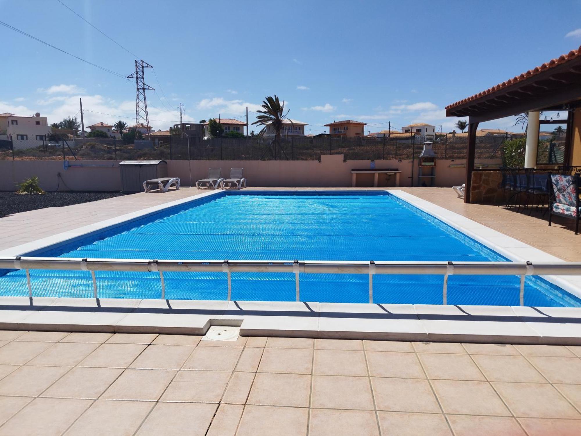 Villa Casa Del Sol 3 Bedroom Villa With Private Solar Covered 12M X 6M Pool Minimum Stay 7 Nights Chromecast And Wifi Throughout The Property Triquivijate Екстер'єр фото