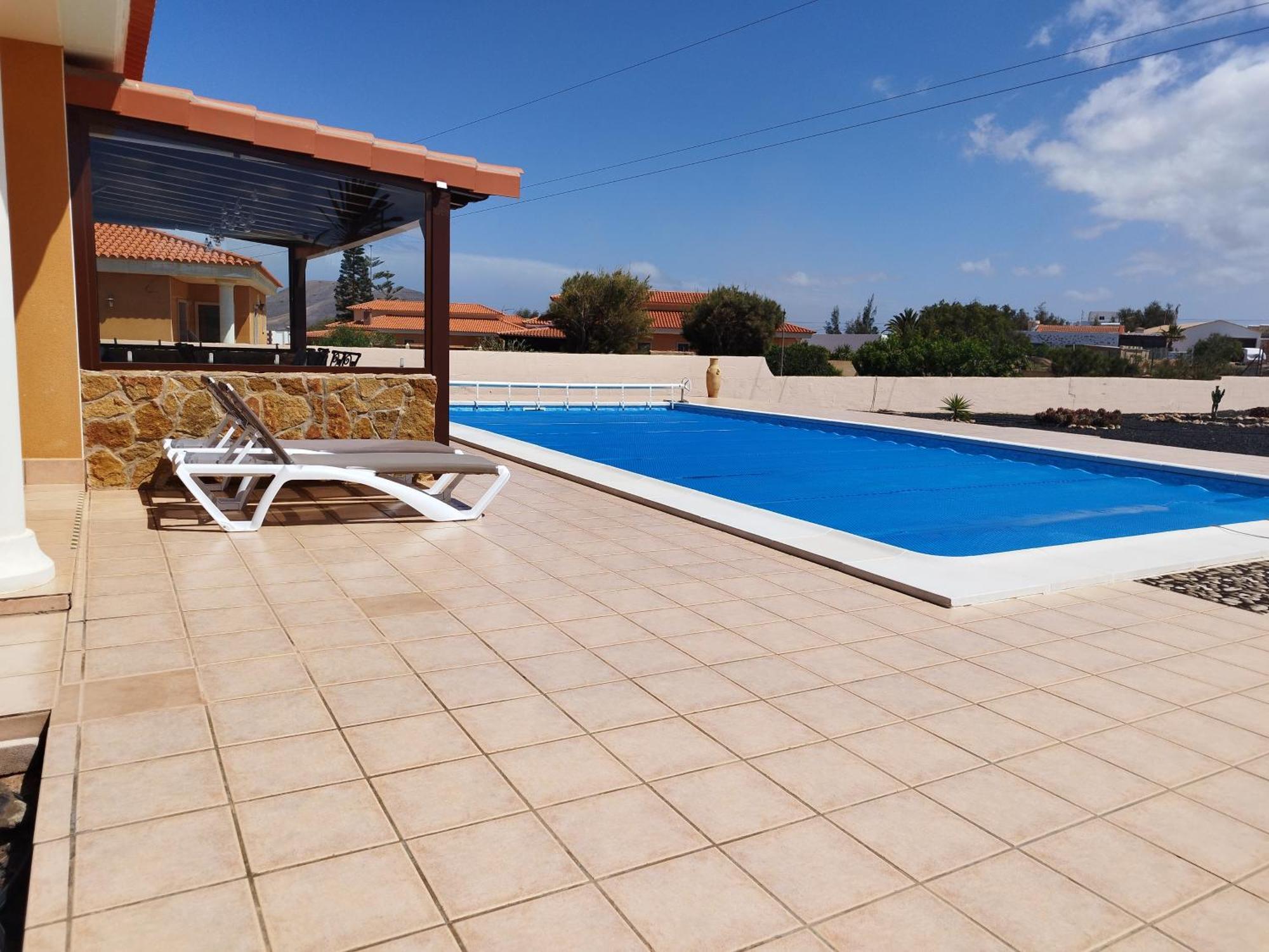 Villa Casa Del Sol 3 Bedroom Villa With Private Solar Covered 12M X 6M Pool Minimum Stay 7 Nights Chromecast And Wifi Throughout The Property Triquivijate Екстер'єр фото