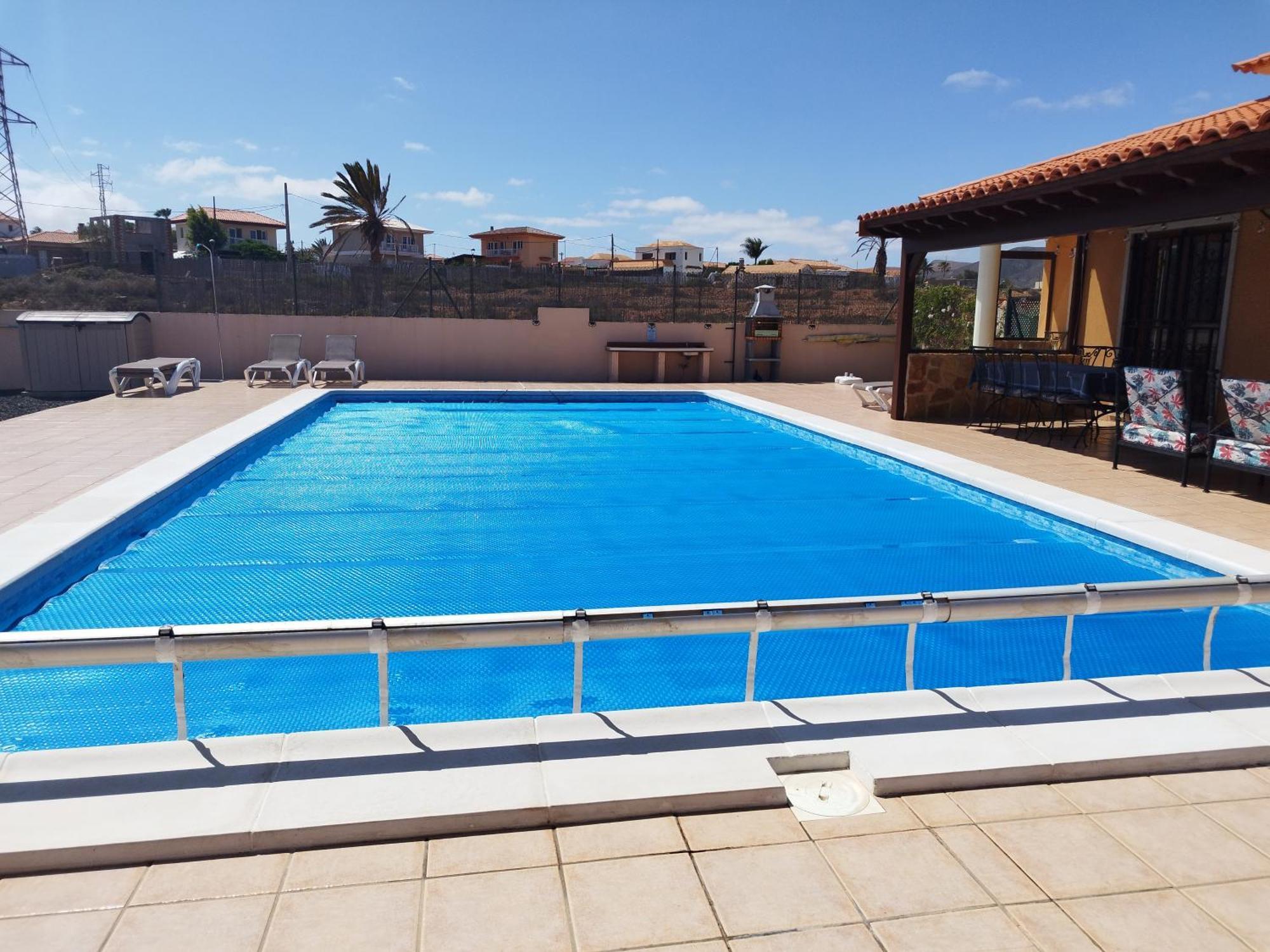 Villa Casa Del Sol 3 Bedroom Villa With Private Solar Covered 12M X 6M Pool Minimum Stay 7 Nights Chromecast And Wifi Throughout The Property Triquivijate Екстер'єр фото